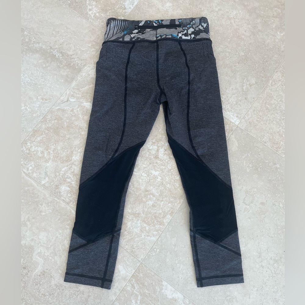 Lululemon Patterned Leggings - Picture 2 of 6